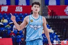 孔德昕：吳前與約克全場被死纏 青島在風波中守護主場