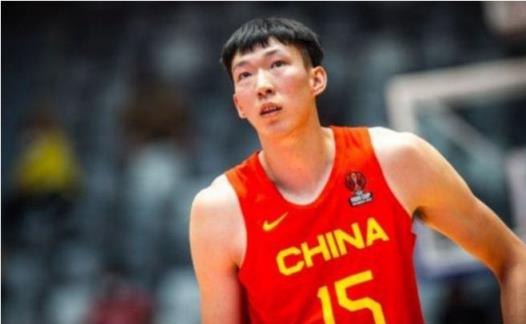 中国男篮周琦旧伤复发离队将赴美康复治疗
