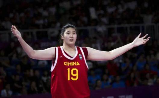 女篮爆冷失利，张子宇或成关键因素，宫鲁鸣或需暂离国家队