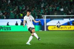 韩鹏飞临危受命顶替蒋光太首发，31岁球员首秀登场