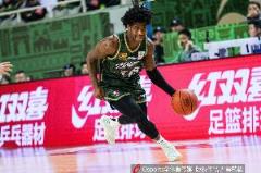 肯德里克-戴维斯爆发！16投12中+罚球18中15砍下43分6板9助
