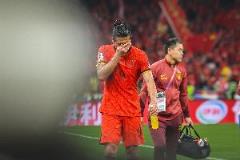 中国体育报：中澳两队各占半场优势，机会转进球的关键在实力
