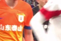 王大雷2015年打海地致命失误，直接丢掉国足首发