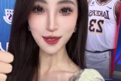 王羽希：湖人终止三连败！ 关键时刻 你永远可以相信那个男人