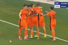 玉昆4-2领先新鹏城，杜加利奇失误，徐宏杰抽射破门