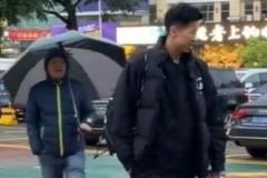 黄思静黄牛推荐优惠买票 后者：你问问旁边的人我是谁