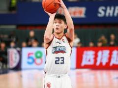 林葳半场强势爆发，14次出手砍下14分2断1助1板