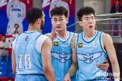 双枪闪耀！王睿泽16分8助段昂君20分助球队大胜