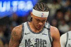 班凯罗远投低迷24中8砍26+5+4 三分8中1失误6次