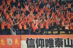 一周双赛球迷热情不减！泰山vs蓉城吸引22689人现场观战