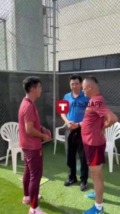 马德兴：宋凯与上村健一深入交流，共商国少次轮比赛策略