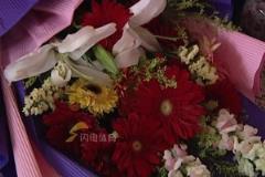 十年前曼諾執(zhí)教泰山隊(duì)，抵達(dá)中國時(shí)李霄鵬赴京接機(jī)