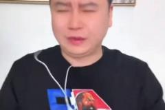 胡明軒爸爸看著真壯實(shí)啊
