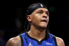 班凱羅出戰(zhàn)42分鐘，27投14中三分7中4空砍36分11籃板4助攻