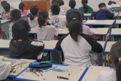 體育老師帶全班看湖人季后賽 給湖人加油！