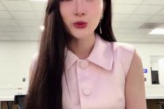 这大眼睛美女记者孟超评雷熊系列赛：两场大胜，还有悬念吗？