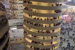 网友：梅阿查球场自带3D魔幻属性