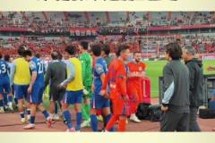 鲁沪赛后，王大雷和申花球员互动，与李可长时间交流