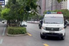 央視直擊：押解李鐵的車輛已到達(dá)法院，李鐵此前不服判決上訴