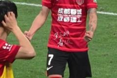 拿下榜首關(guān)鍵戰(zhàn)！韋世豪的臉上全是掩飾不住的興奮！