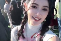 嗨起來！美女主播金佳悅參加草莓音樂節(jié)活動~