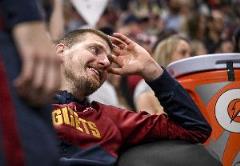 孔德昕：MVP SGA可以拿去，当今篮球世界天下第一人谁最值得争议？