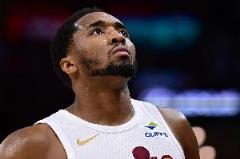 進攻犯規(guī)送走比賽！米切爾30投15中狂砍48分9助攻5籃板4搶斷正負+13