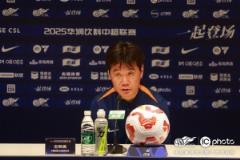 李霄鹏：队员状态良好，期待明天专注比赛