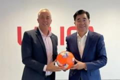 宋凯会见西甲总部：期待更多中国球员加入西甲联赛