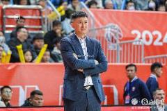 杜锋：下赛季将精选外援 向广东女篮学习冲击总冠军
