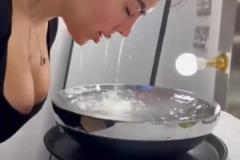 喬治娜的凡爾賽護(hù)膚：護(hù)膚液不是擦，而是泡