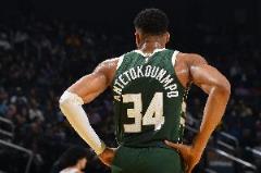 比爾-西蒙斯：留東部勝過去火箭，明年東部競爭更弱