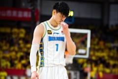 媒体人：广厦夺冠实至名归 北京队在伤病困扰下成绩令人满意