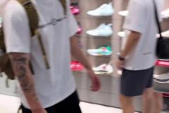 韦德说75大庆典上，乔丹和魔术师有说有笑唯独不搭理伊塞亚托马斯