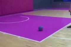 在这里打球，乔丹投篮都瘆得慌