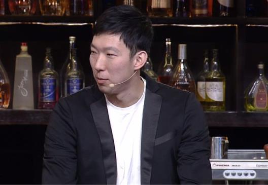 周琦直播点评杨瀚森：低位机会多，选秀前景看好！