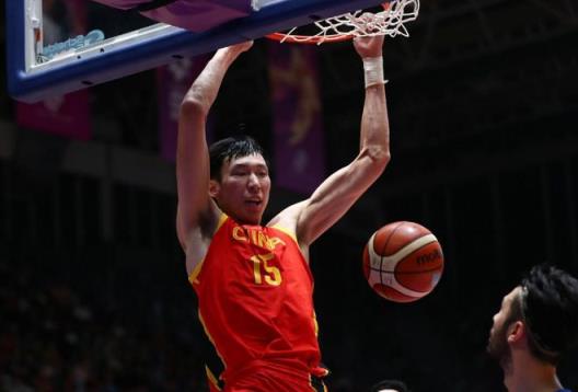 中国男篮亚洲杯12人名单出炉，三大中锋齐出，孙铭徽是否再次无缘？