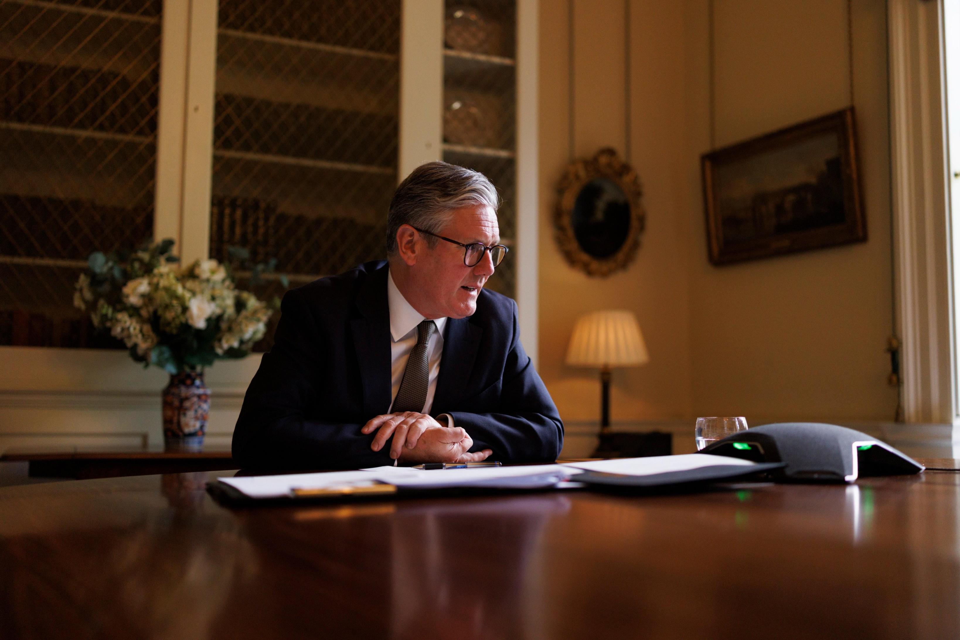 英国首相斯塔默：事件令人震惊，我与所有受影响的人站在一起